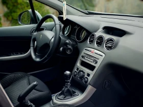 Peugeot 308 1.6HDI(109)* SW* FACELIFT* НОВ ВНОС* , снимка 14