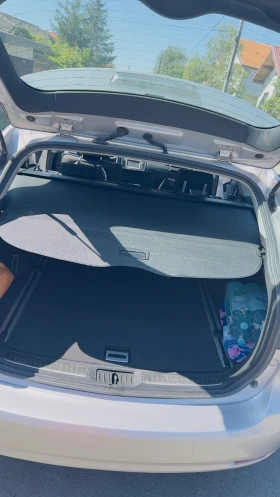 Toyota Avensis 2.0 i, снимка 9