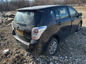 Toyota Verso 1.8 Valvematic 147  НА ЧАСТИ, снимка 5