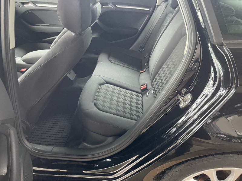 Audi A3 Sportback | Distronic | TUV | Подгрев, снимка 15 - Автомобили и джипове - 45491936