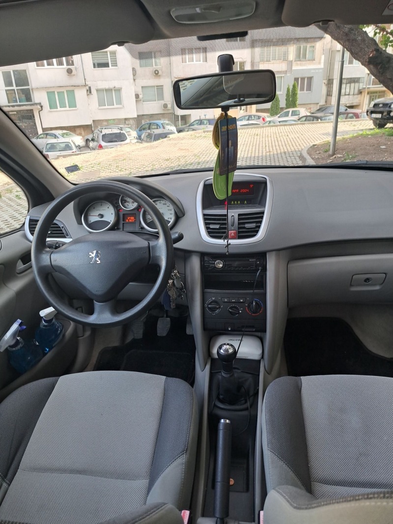 Peugeot 207 1.4 HDI, снимка 6 - Автомобили и джипове - 45585939