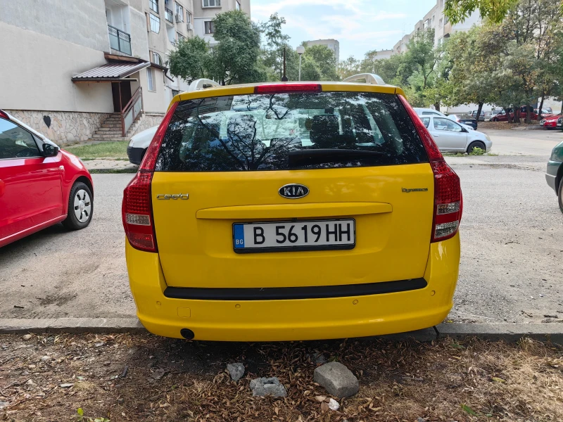 Kia Ceed, снимка 5 - Автомобили и джипове - 47722006