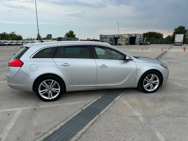 Opel Insignia 2.0 CDTI, снимка 5 - Автомобили и джипове - 47395816