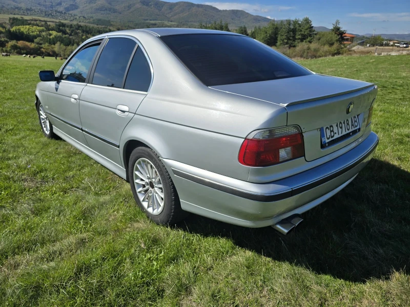 BMW 520 Газов инжекцион, снимка 6 - Автомобили и джипове - 47580441