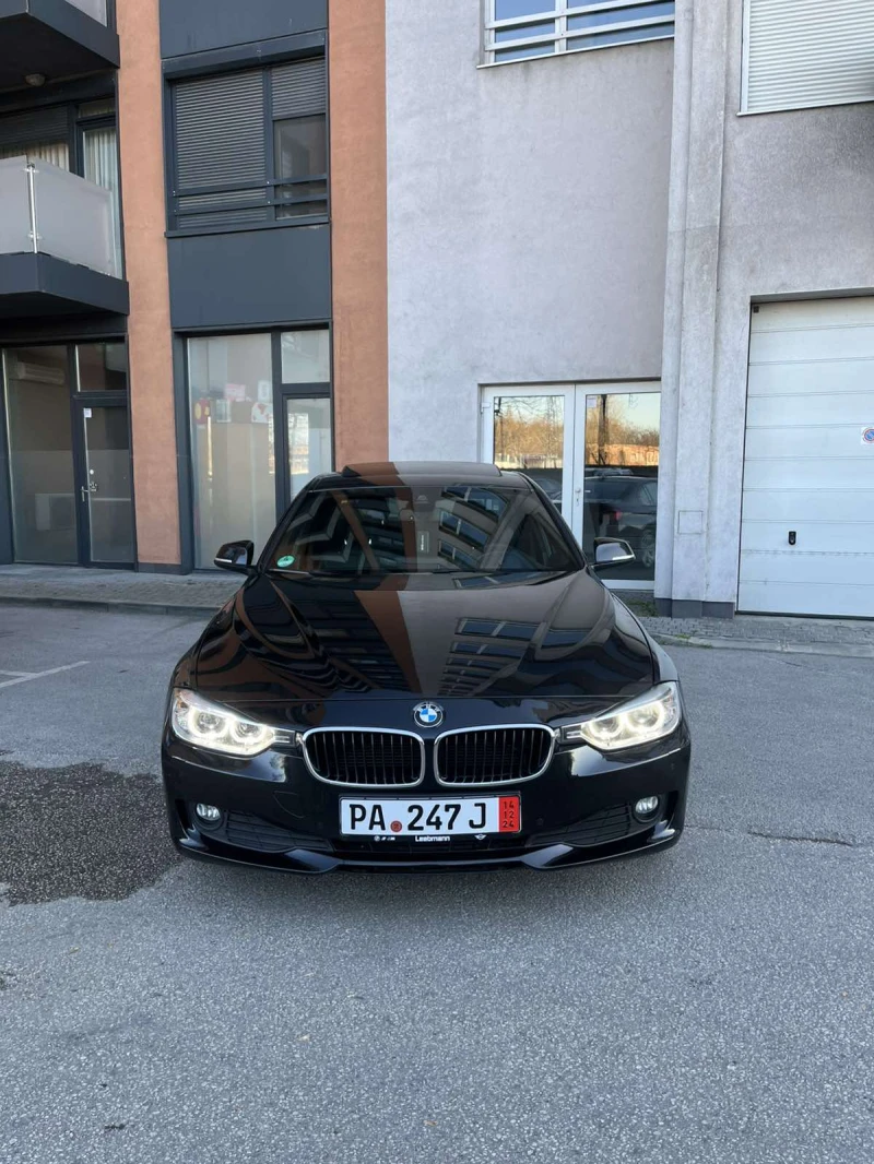 BMW 330 F30 Modern Line Full, снимка 1 - Автомобили и джипове - 48116610