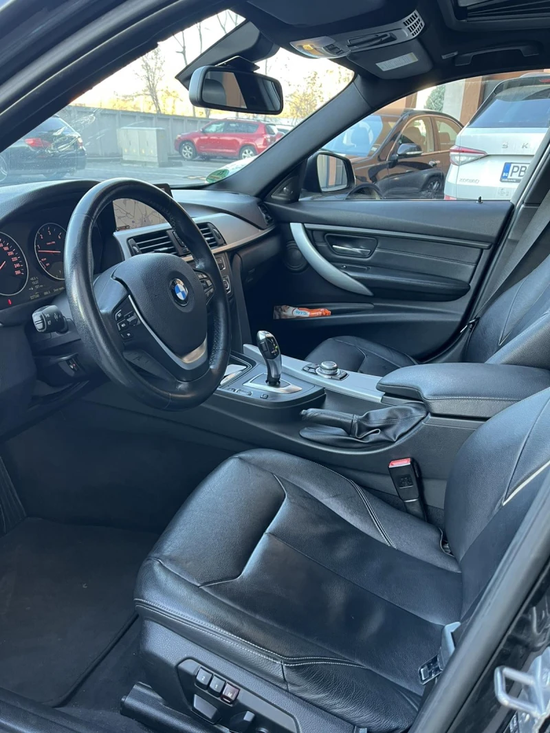 BMW 330 F30 Modern Line Full, снимка 9 - Автомобили и джипове - 48116610