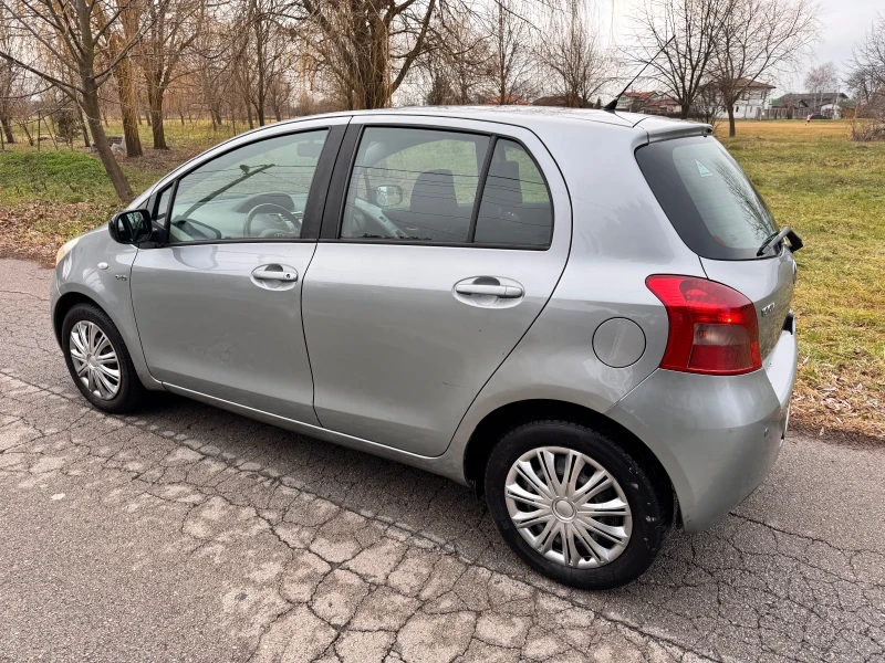 Toyota Yaris 1.4D4-D facelift Реални километри, снимка 9 - Автомобили и джипове - 48318943