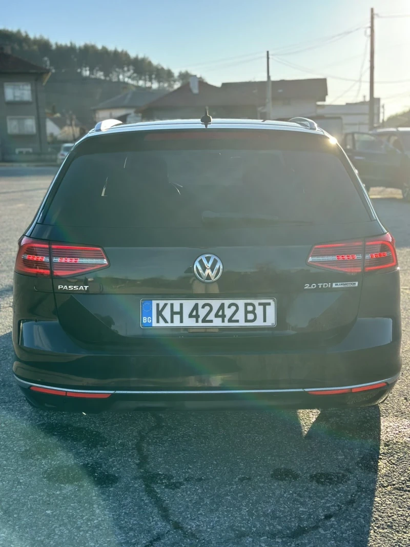 VW Passat, снимка 5 - Автомобили и джипове - 48825626