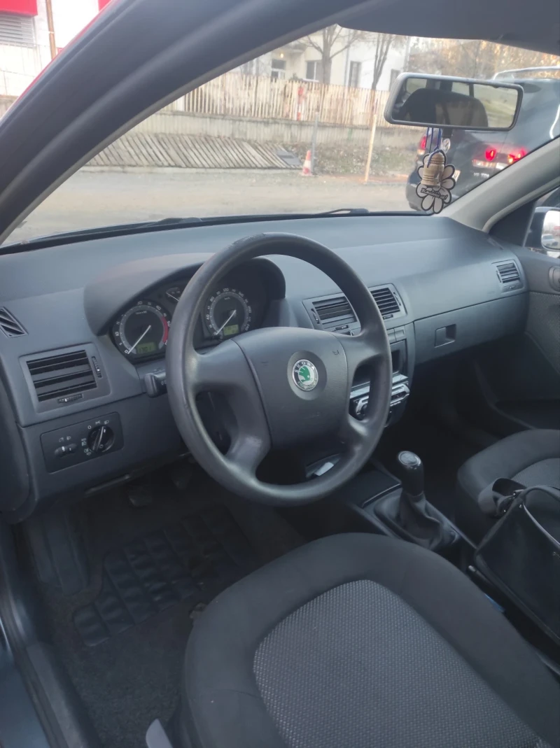 Skoda Fabia, снимка 6 - Автомобили и джипове - 49010596