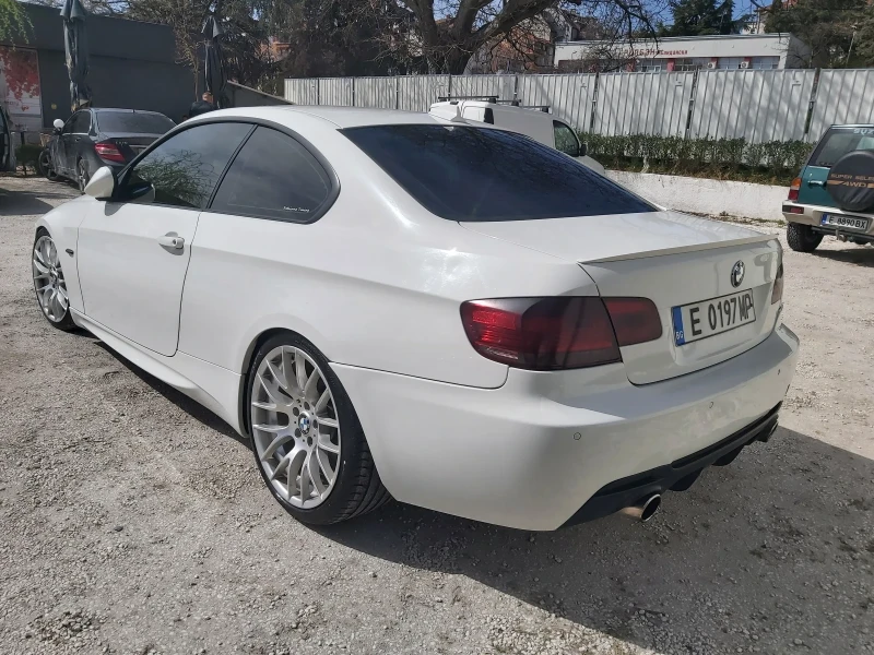 BMW 330 3.0d, снимка 4 - Автомобили и джипове - 49525647