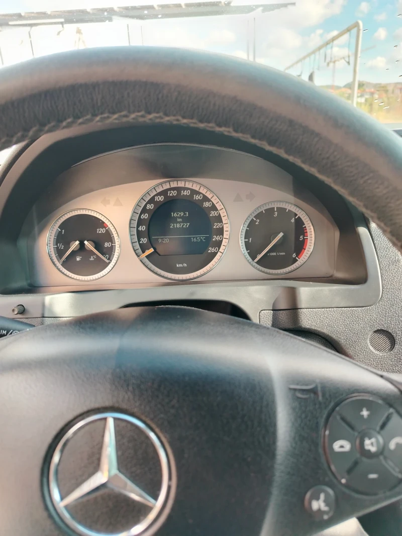 Mercedes-Benz 200, снимка 7 - Автомобили и джипове - 52405097