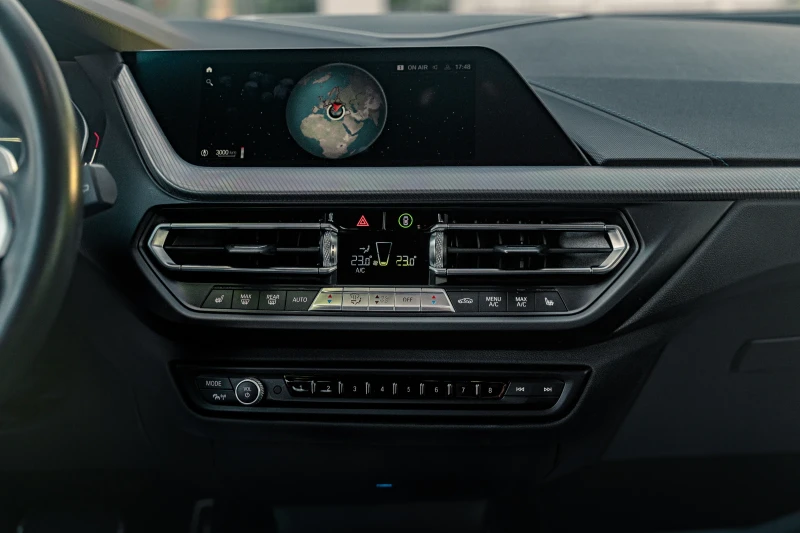 BMW M135 2.0 BENZIN M-SPORT X-DRIVE GERMANY , снимка 16 - Автомобили и джипове - 52912859