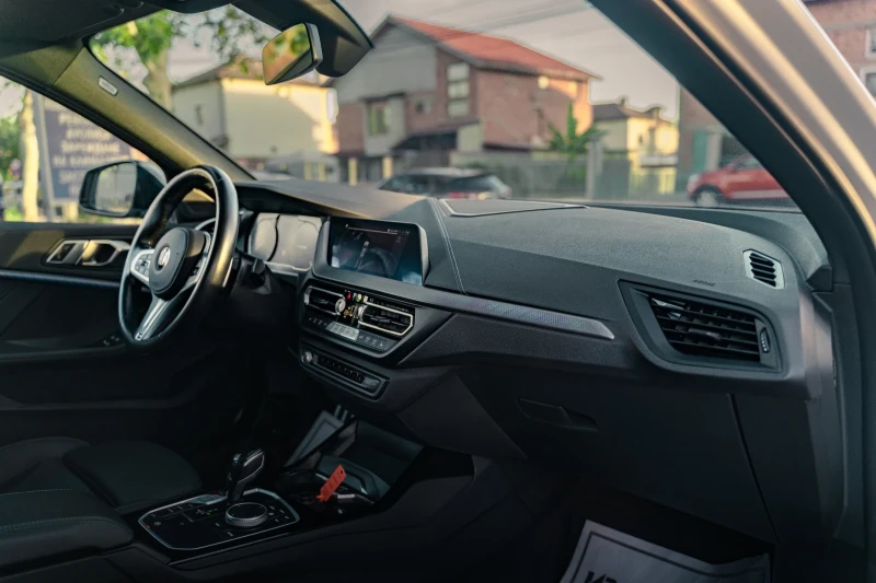 BMW M135 2.0 BENZIN M-SPORT X-DRIVE GERMANY , снимка 11 - Автомобили и джипове - 52912859