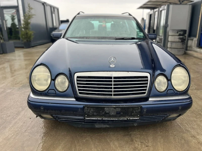 Mercedes-Benz E 300 606, снимка 8 - Автомобили и джипове - 53257598