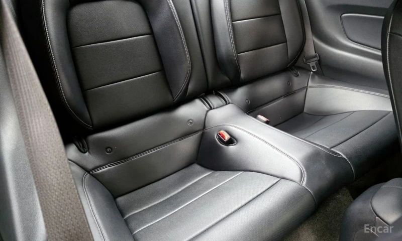 Ford Mustang, снимка 12 - Автомобили и джипове - 53277334