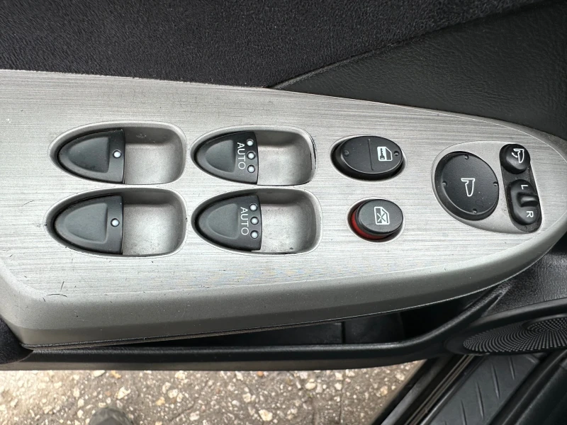 Honda Civic 2.2 РЕГИСТРИРАНА, снимка 12 - Автомобили и джипове - 53453992