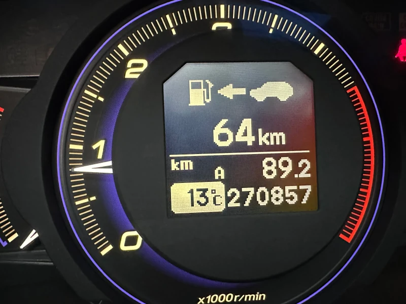 Honda Civic 2.2 РЕГИСТРИРАНА, снимка 8 - Автомобили и джипове - 53453992