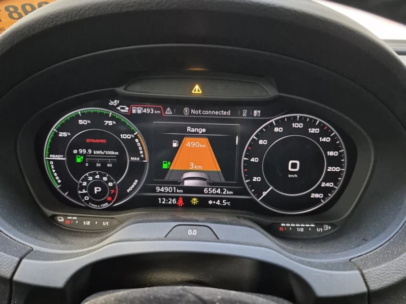 Audi A3 TECHNIK * E-TRON* CARFAX* , снимка 8 - Автомобили и джипове - 53566535