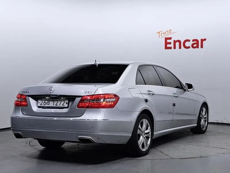 Mercedes-Benz E 220 Avantgarde | Mobile.bg   2