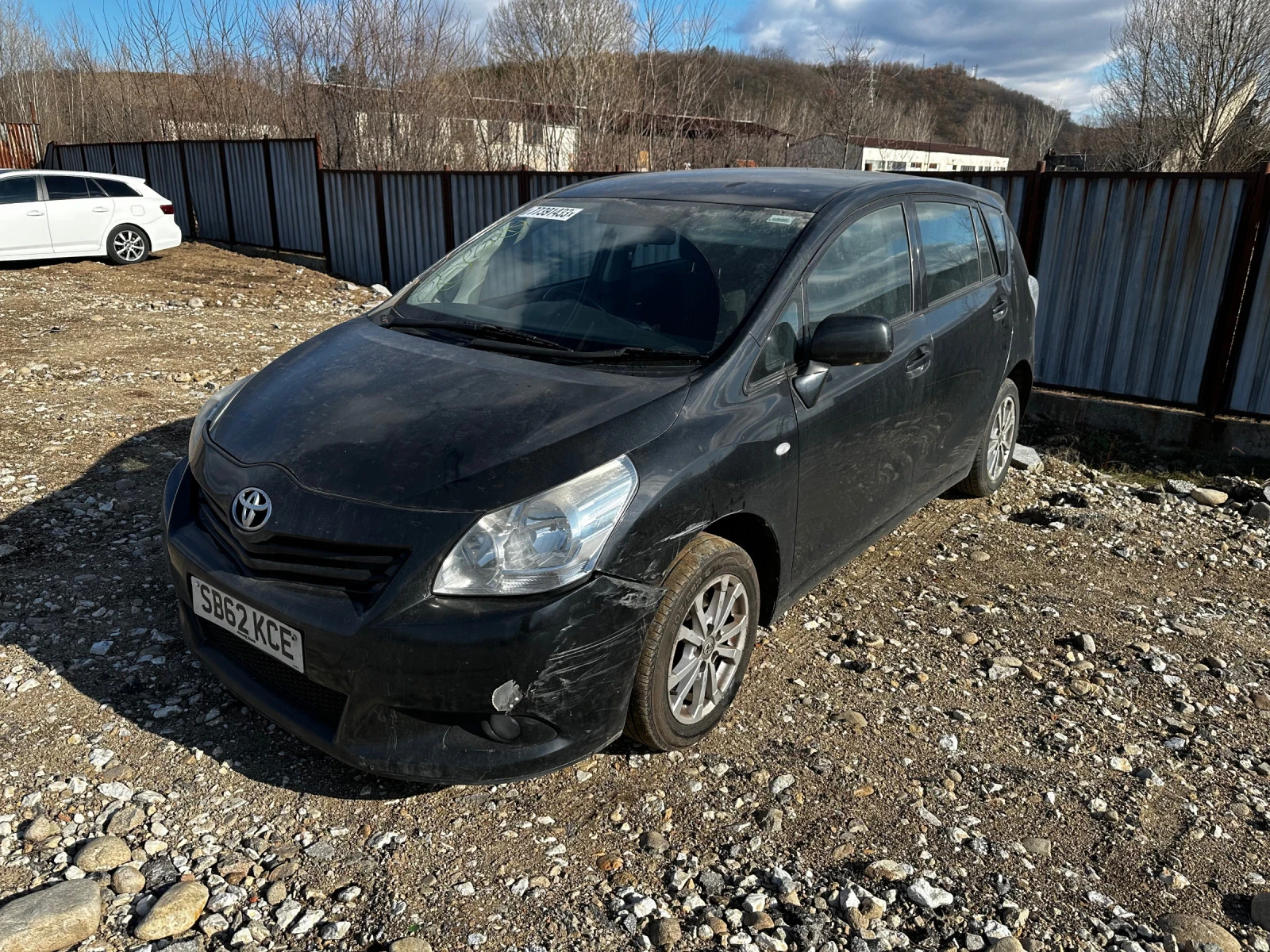 Toyota Verso 1.8 Valvematic 147  НА ЧАСТИ - [1] 