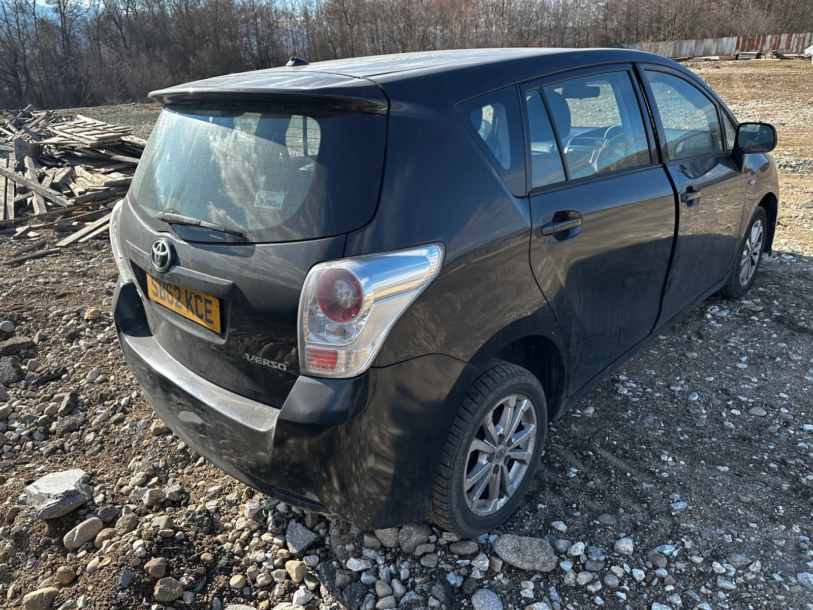 Toyota Verso 1.8 Valvematic 147  НА ЧАСТИ - изображение 5