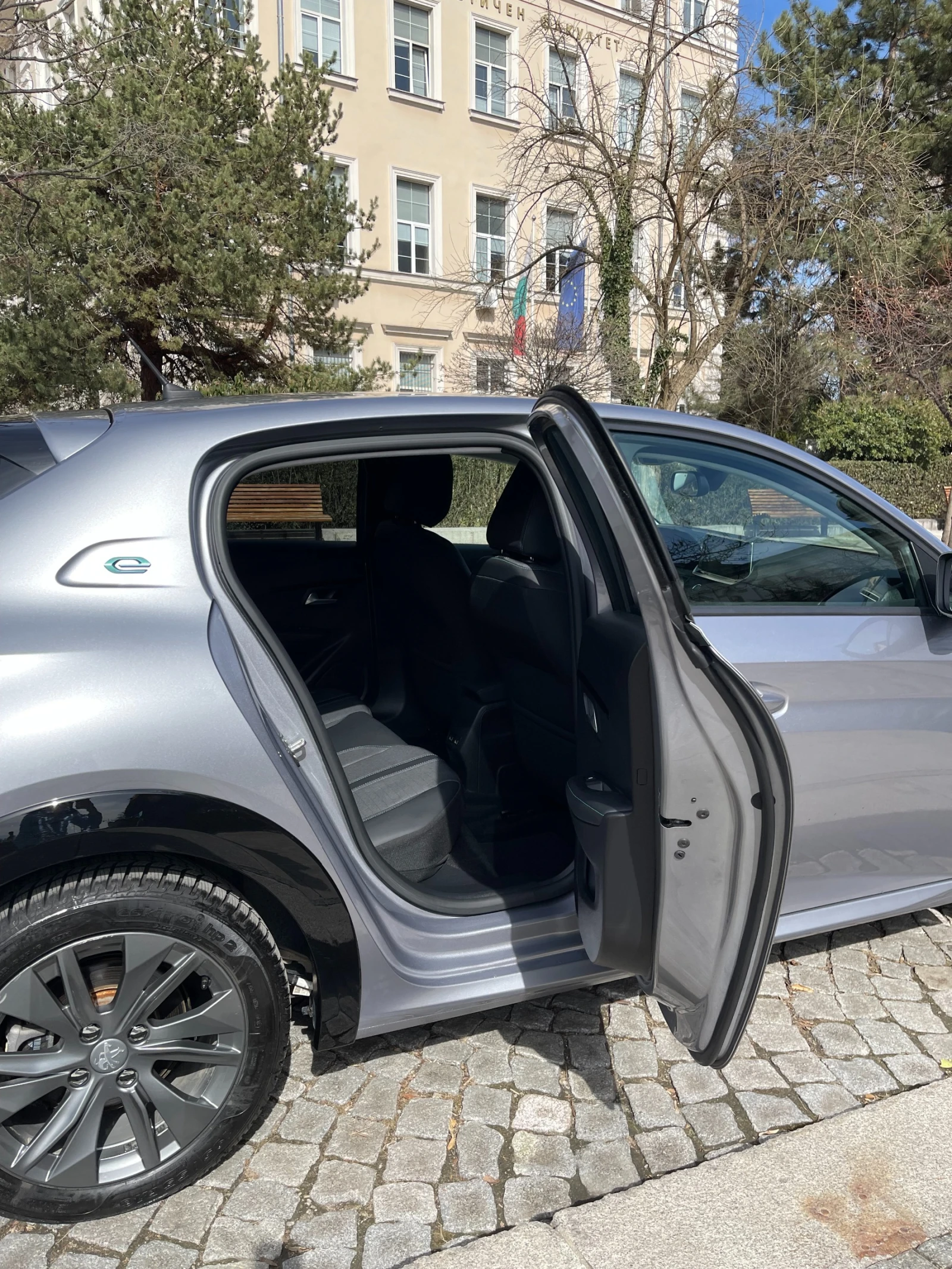 Peugeot 208 50 kWh Allure      !!! | Mobile.bg   12