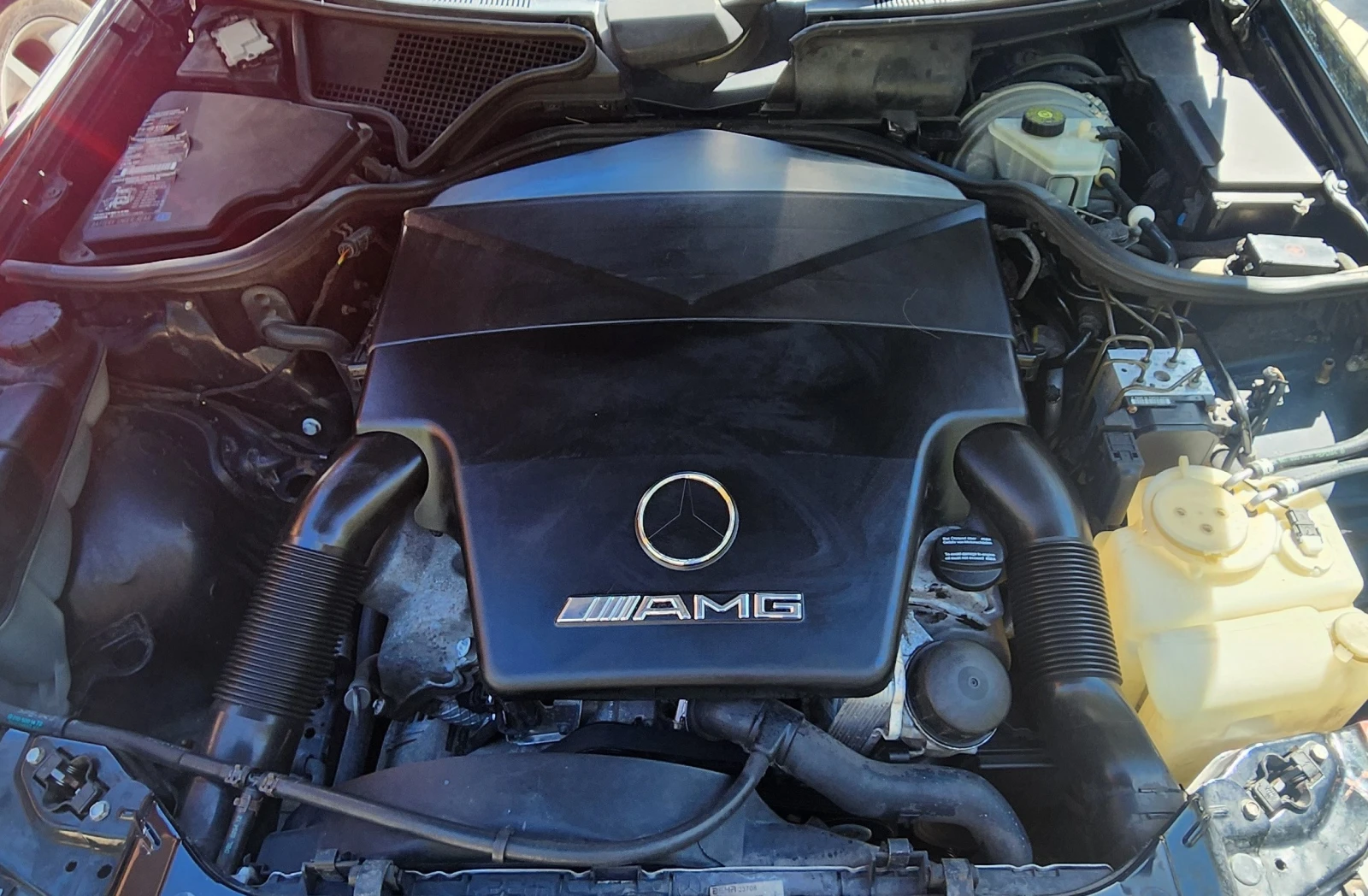 Mercedes-Benz E 55 AMG  - изображение 9