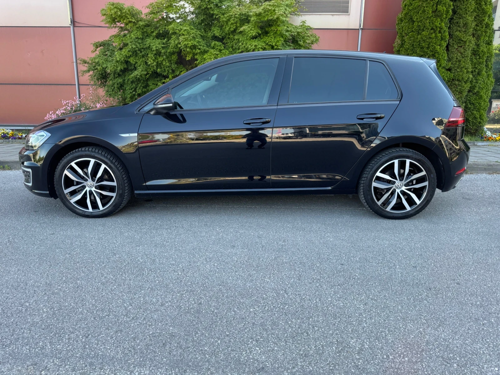 VW Golf 36kWh 50000km FULL - изображение 5