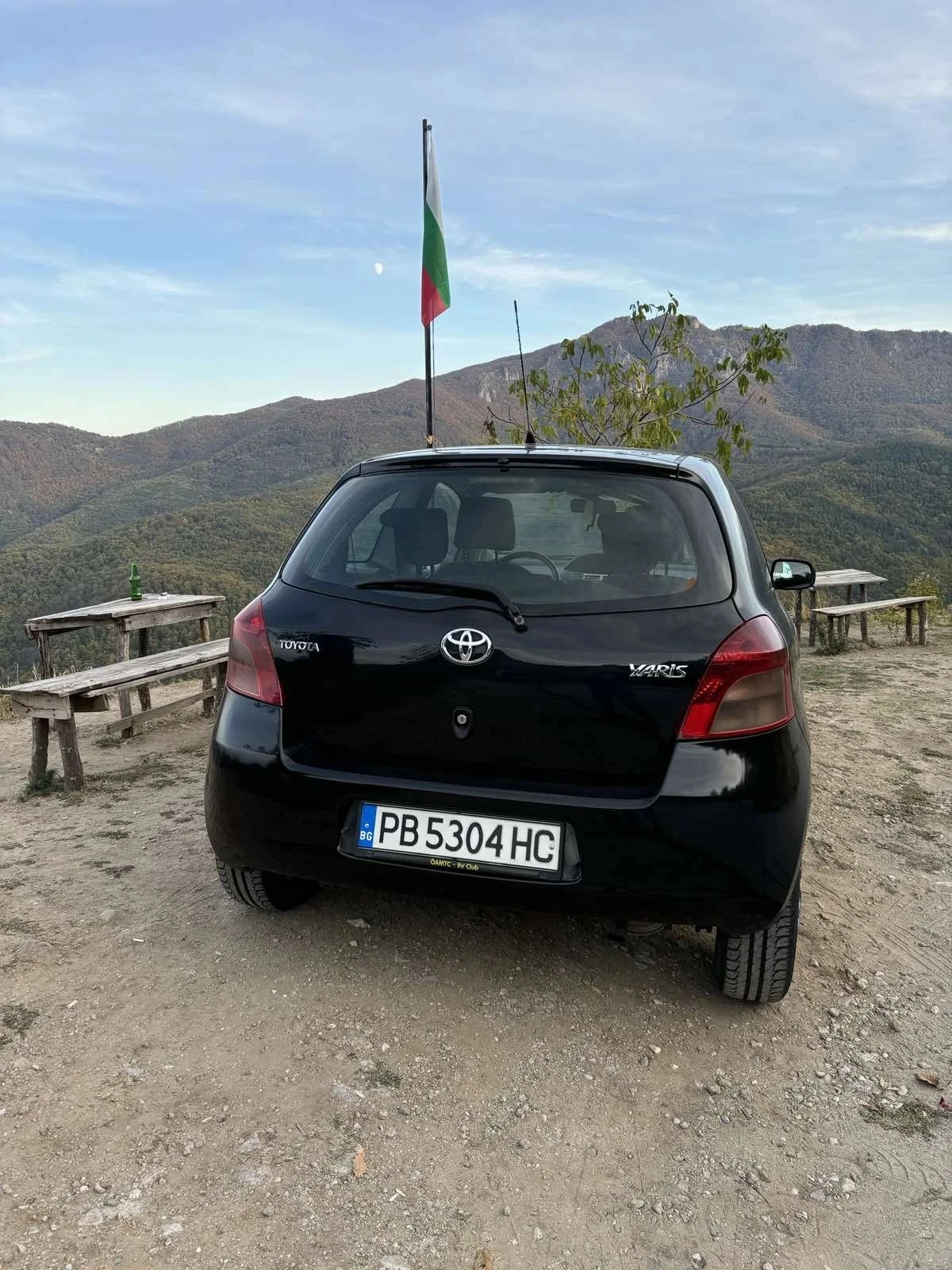 Toyota Yaris  - изображение 2
