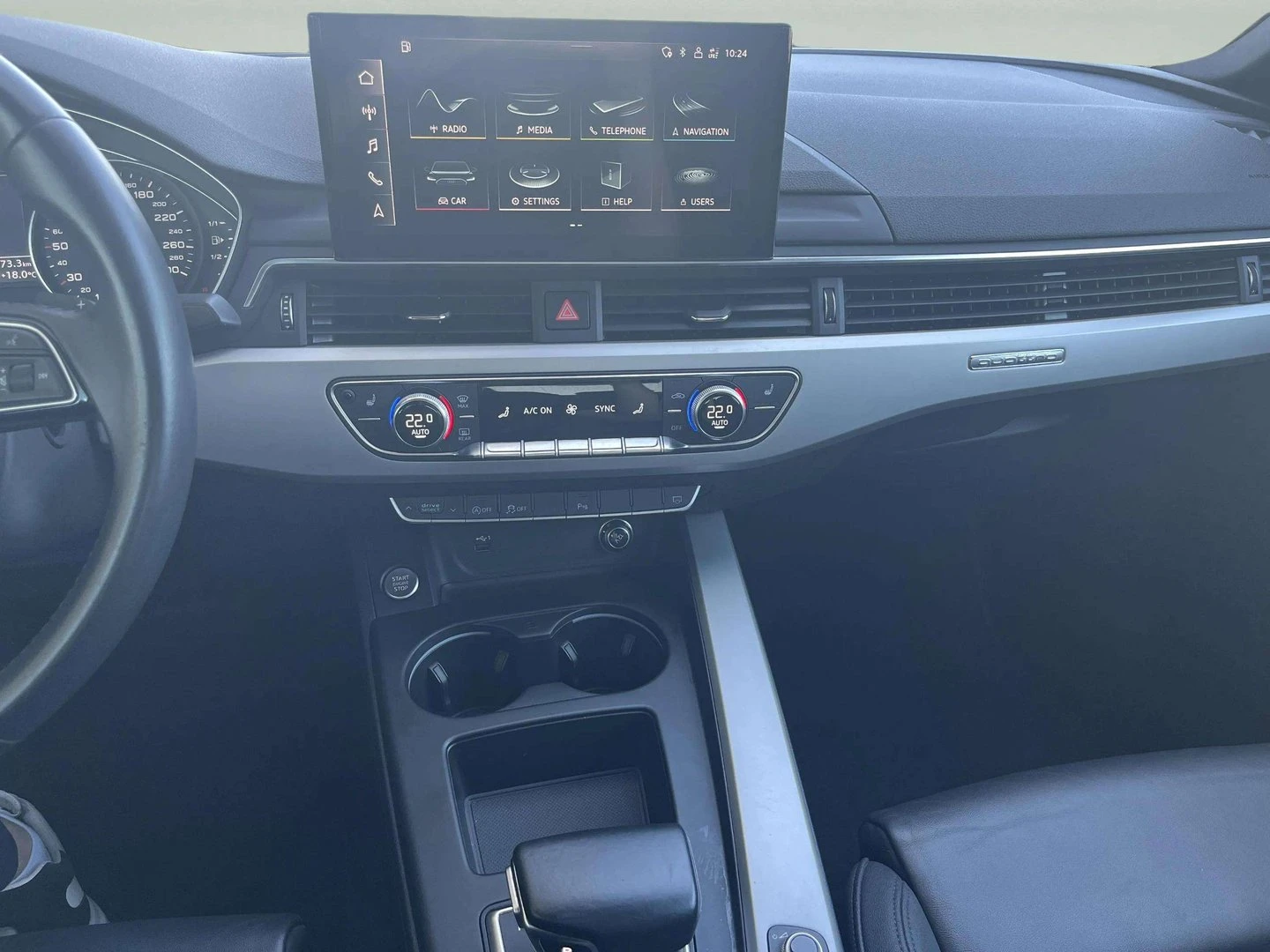 Audi A4 Limousine advanced 45 TDIquattro, снимка 9 - Автомобили и джипове - 53255991