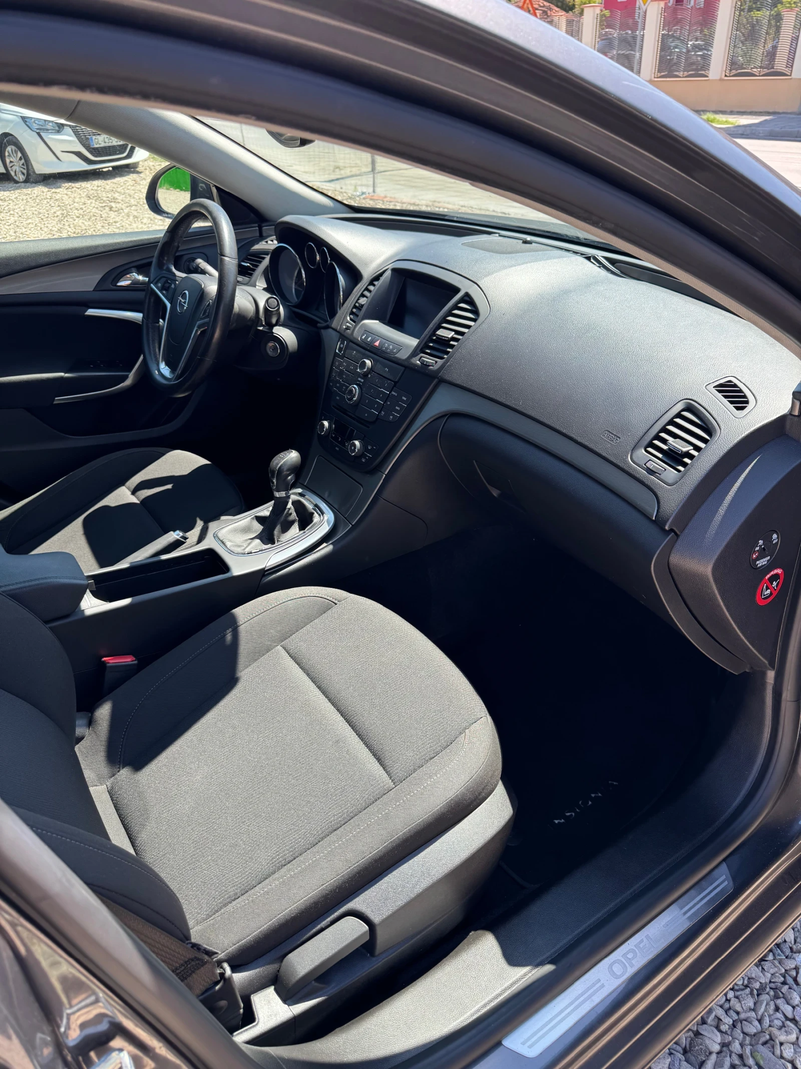 Opel Insignia 2.0CDTI Start/Stop Euro6  - изображение 8