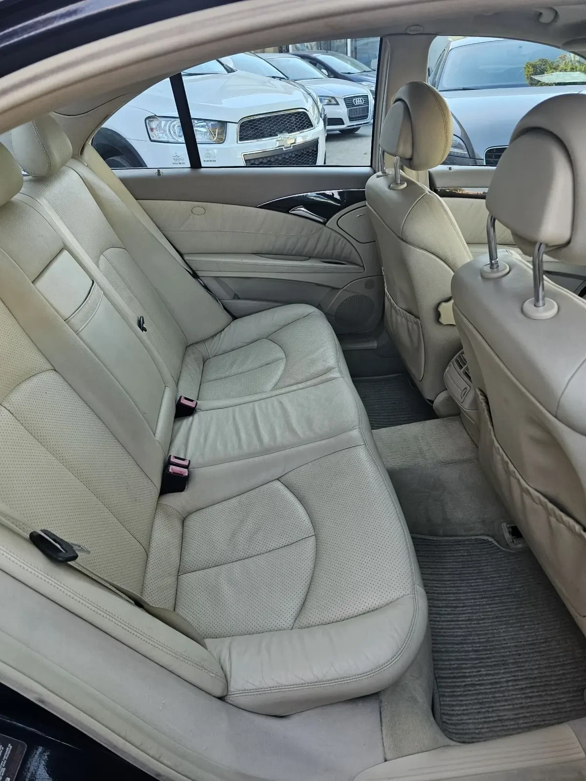 Mercedes-Benz E 270 Avantgarde, Автоматик, ксенон - изображение 9