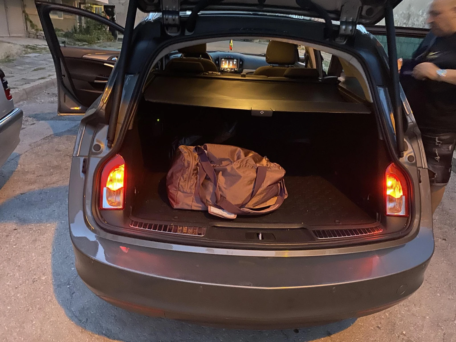 Opel Insignia Sport Turer | Mobile.bg   13