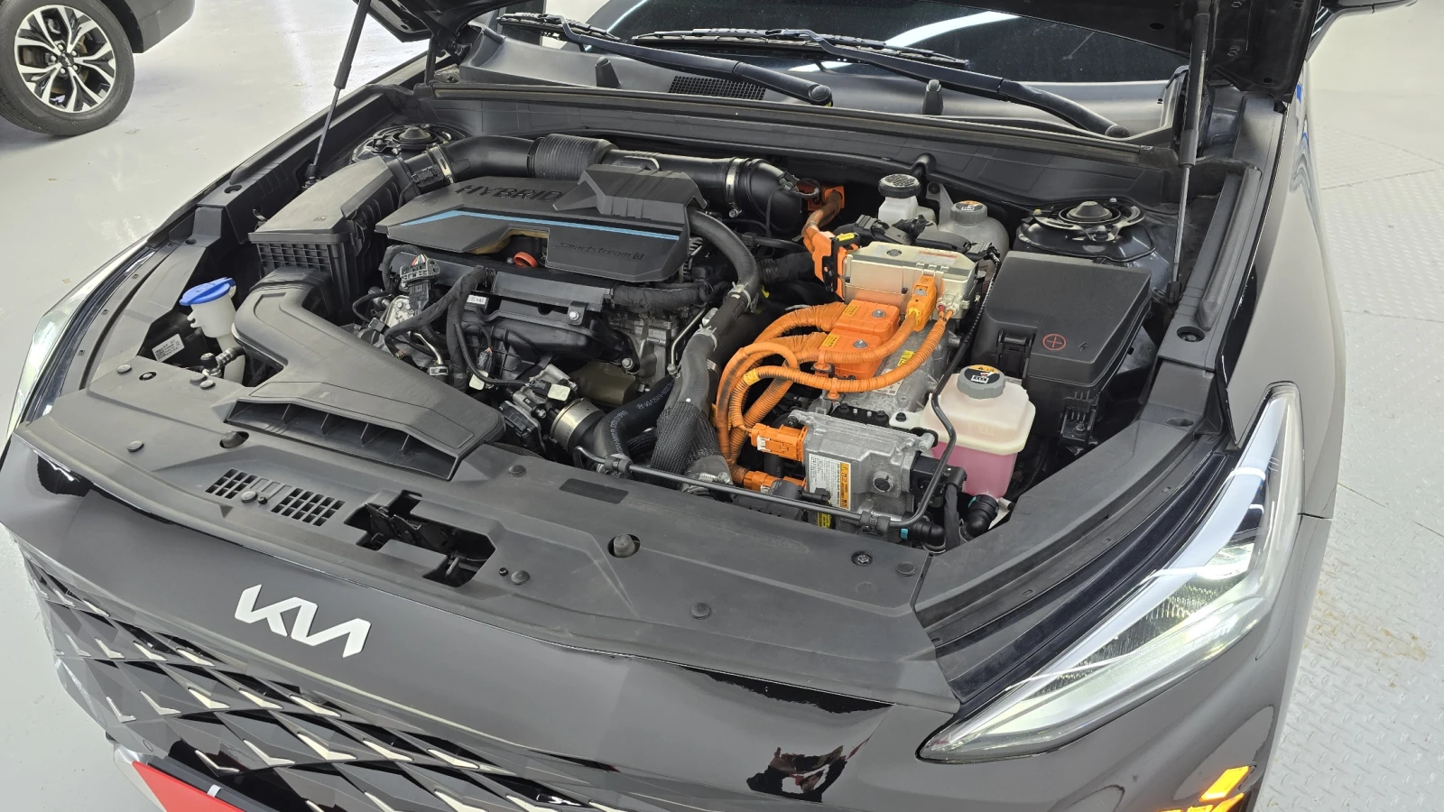 Kia K8 HYBRID NOBLESSE  - изображение 6