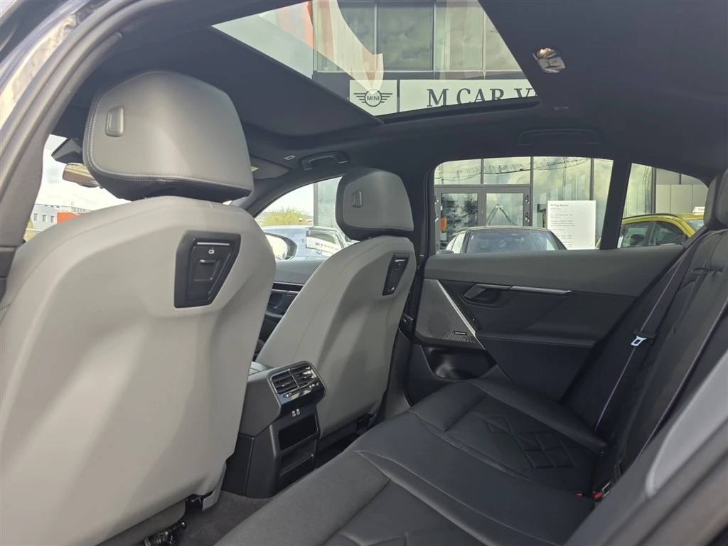 BMW 520 xDrive Sedan | Mobile.bg   9