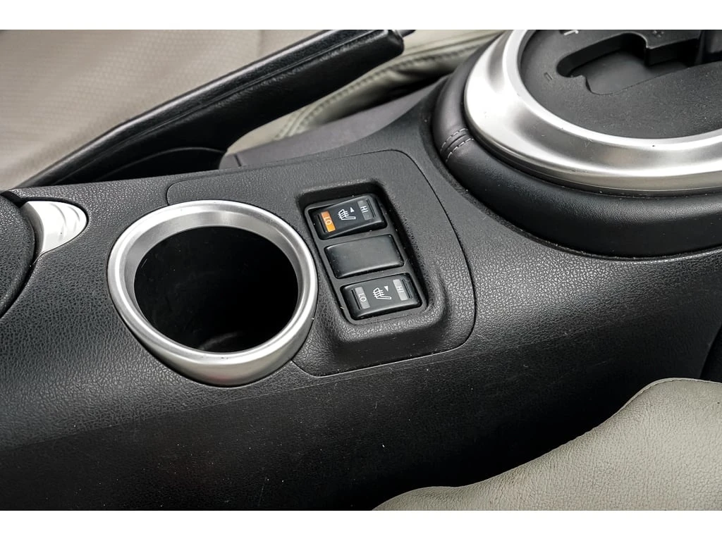 Nissan 370Z * TOURING COUPE | CLEAN CARFAX | HEATED SEATS | LE | Mobile.bg � ����������� 15