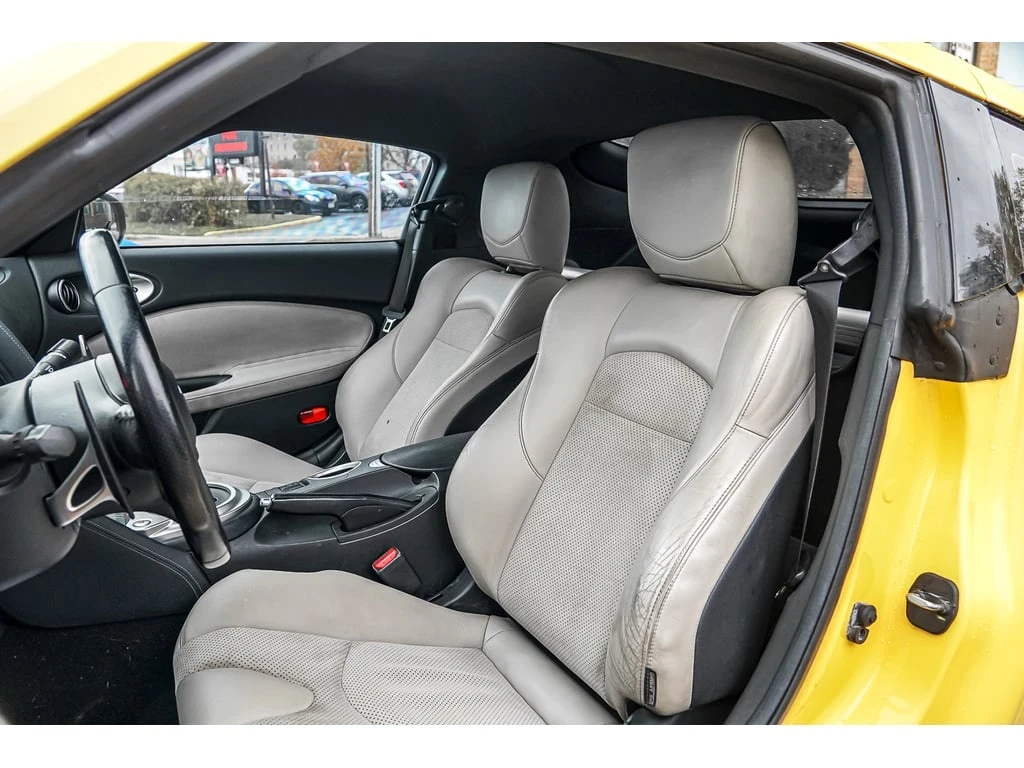 Nissan 370Z * TOURING COUPE | CLEAN CARFAX | HEATED SEATS | LE | Mobile.bg � ����������� 13