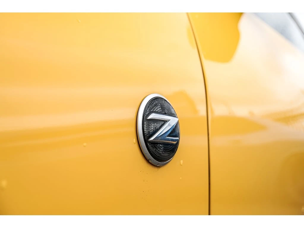 Nissan 370Z * TOURING COUPE | CLEAN CARFAX | HEATED SEATS | LE - изображение 4