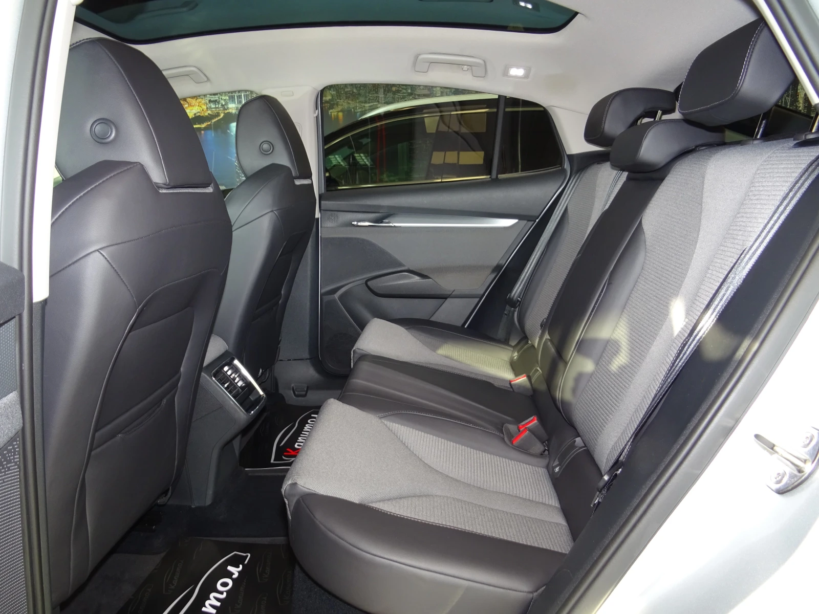 Skoda Enyaq COUPE 82KW LOFT 204�� | Mobile.bg � ����������� 14