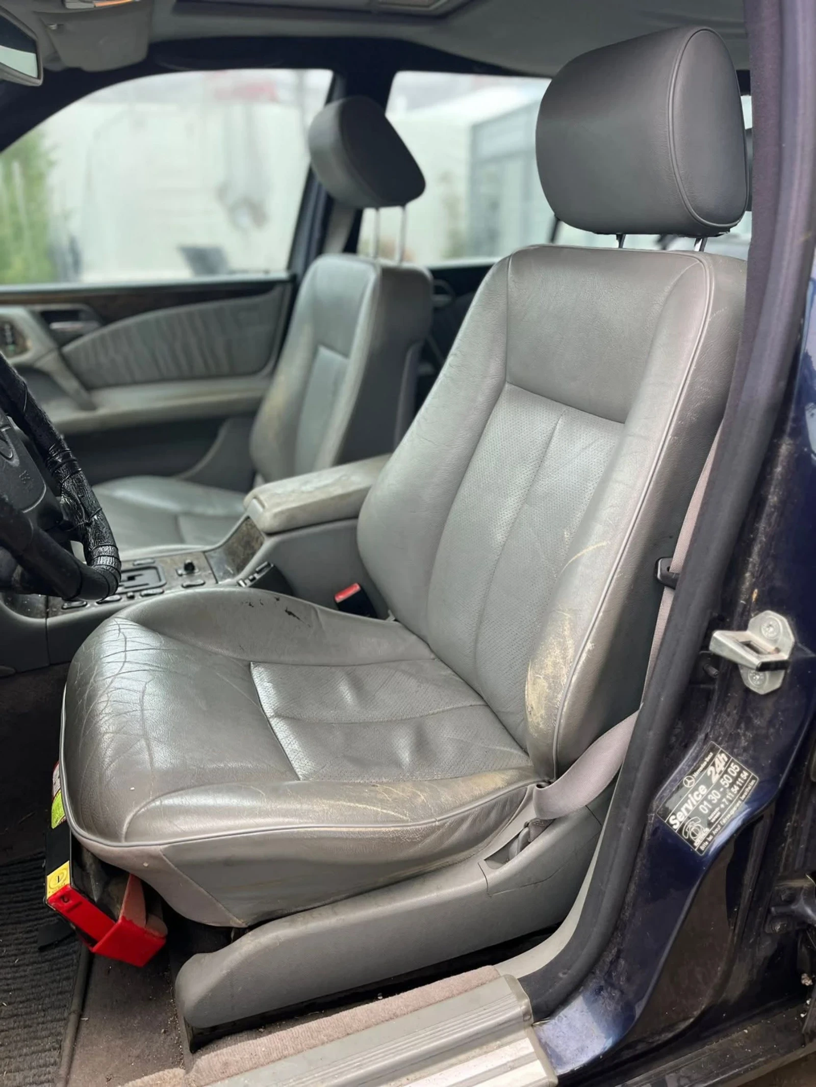 Mercedes-Benz E 300 606 - изображение 10