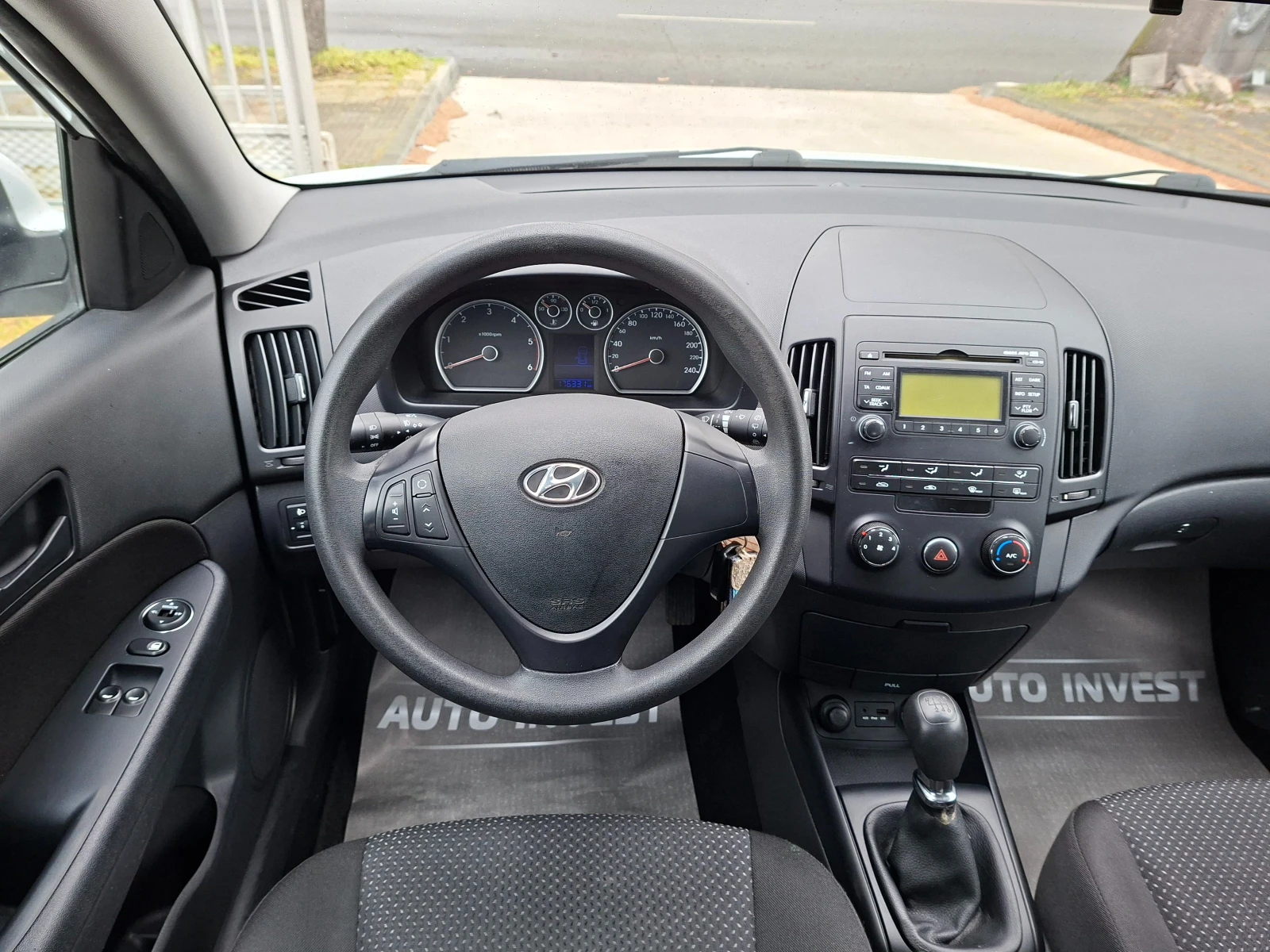 Hyundai I30 1.6/90KS, снимка 12 - Автомобили и джипове - 53945783