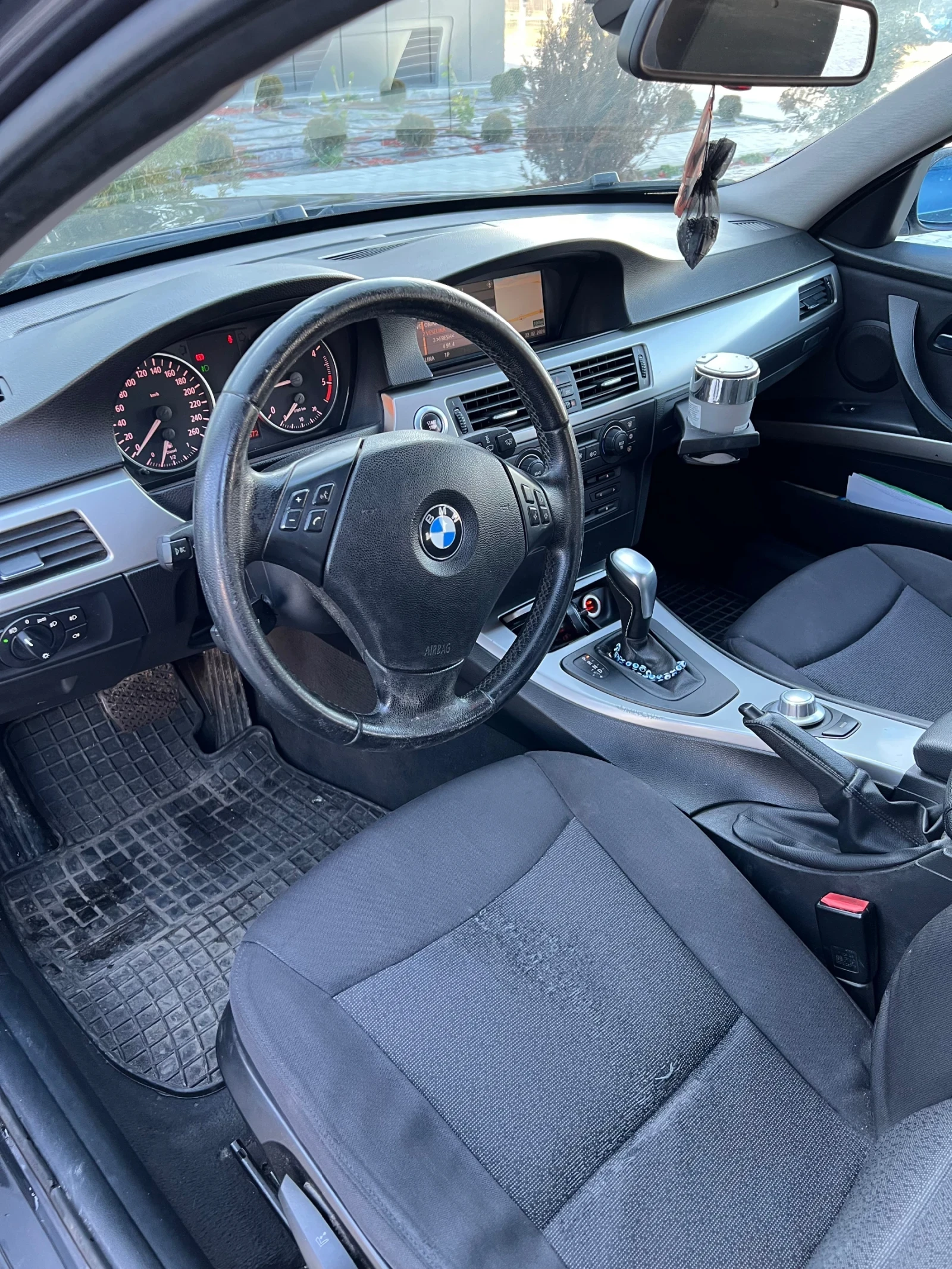 BMW 320 NAVI AUTOMATIC, снимка 12 - Автомобили и джипове - 54221558