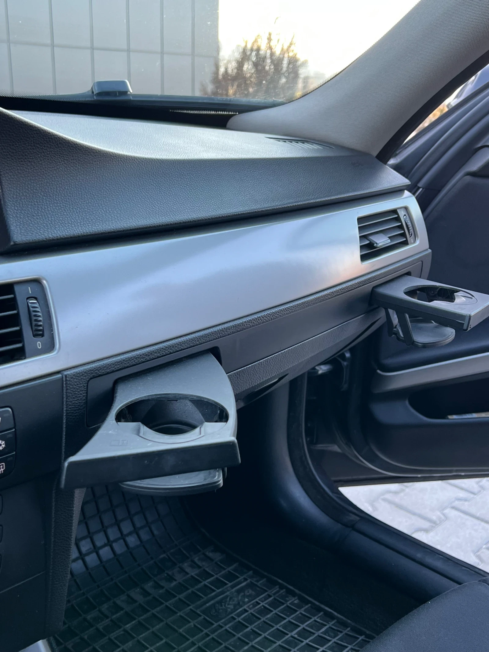 BMW 320 NAVI AUTOMATIC, снимка 10 - Автомобили и джипове - 54221558