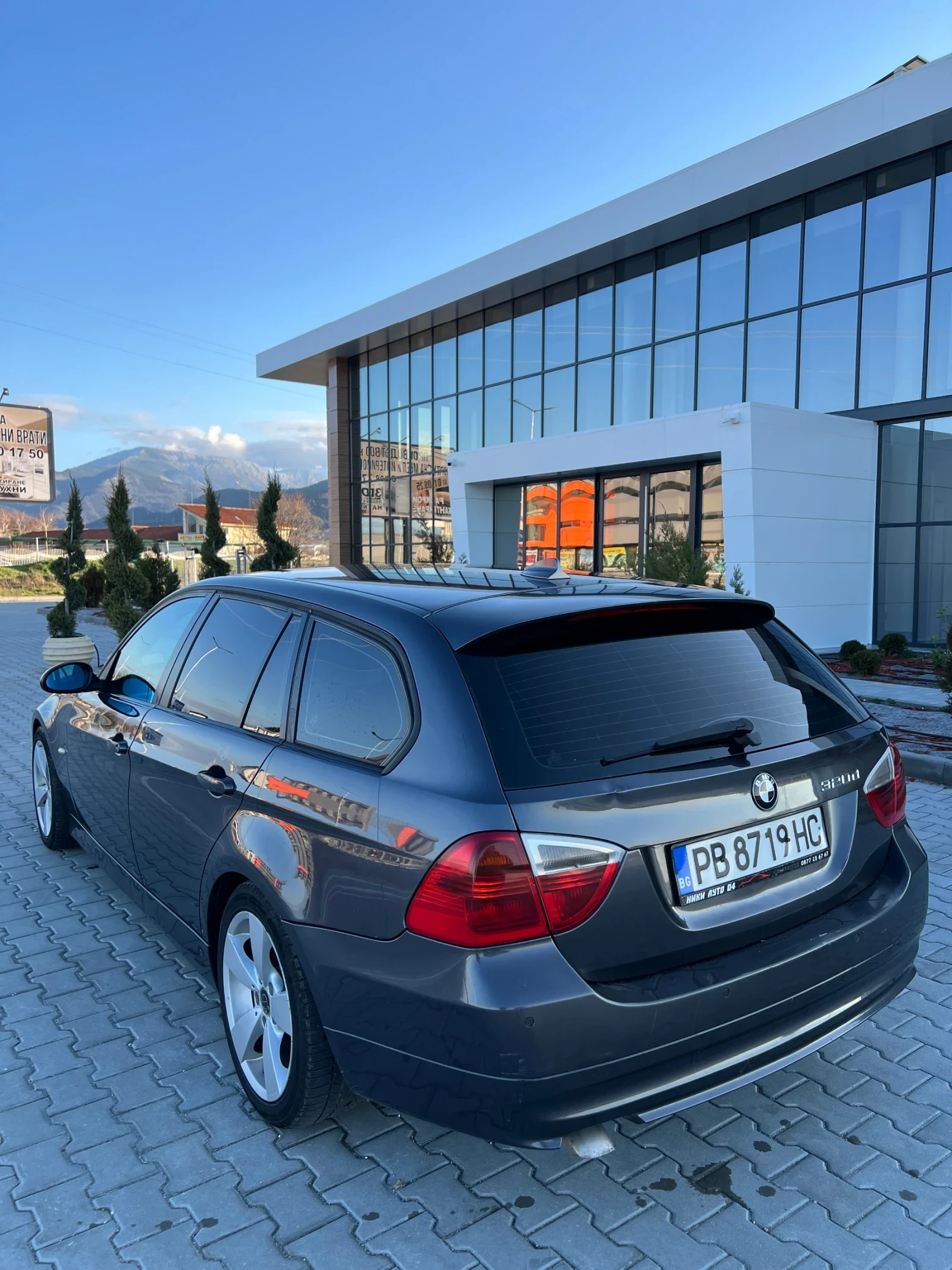 BMW 320 NAVI AUTOMATIC, снимка 2 - Автомобили и джипове - 54221558