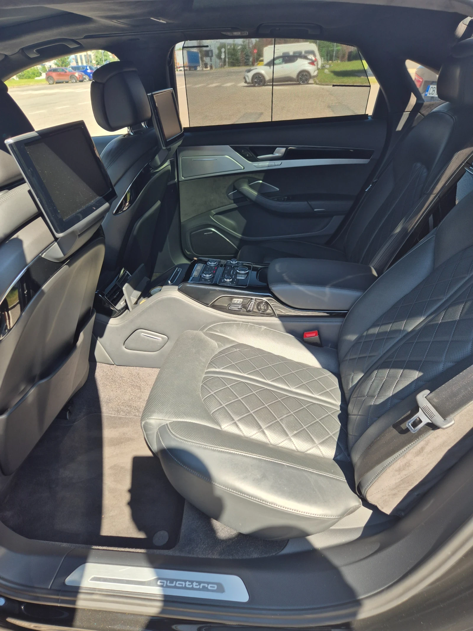 Audi A8, снимка 11 - Автомобили и джипове - 55052804