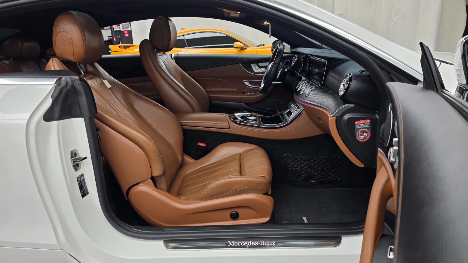 Mercedes-Benz E 220, снимка 11 - Автомобили и джипове - 55291495
