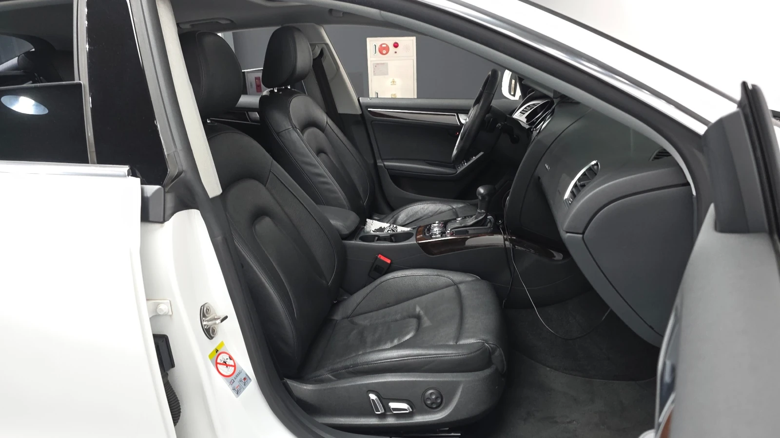 Audi A5 2.0 TDI Quattro Sportback, снимка 10 - Автомобили и джипове - 55379819
