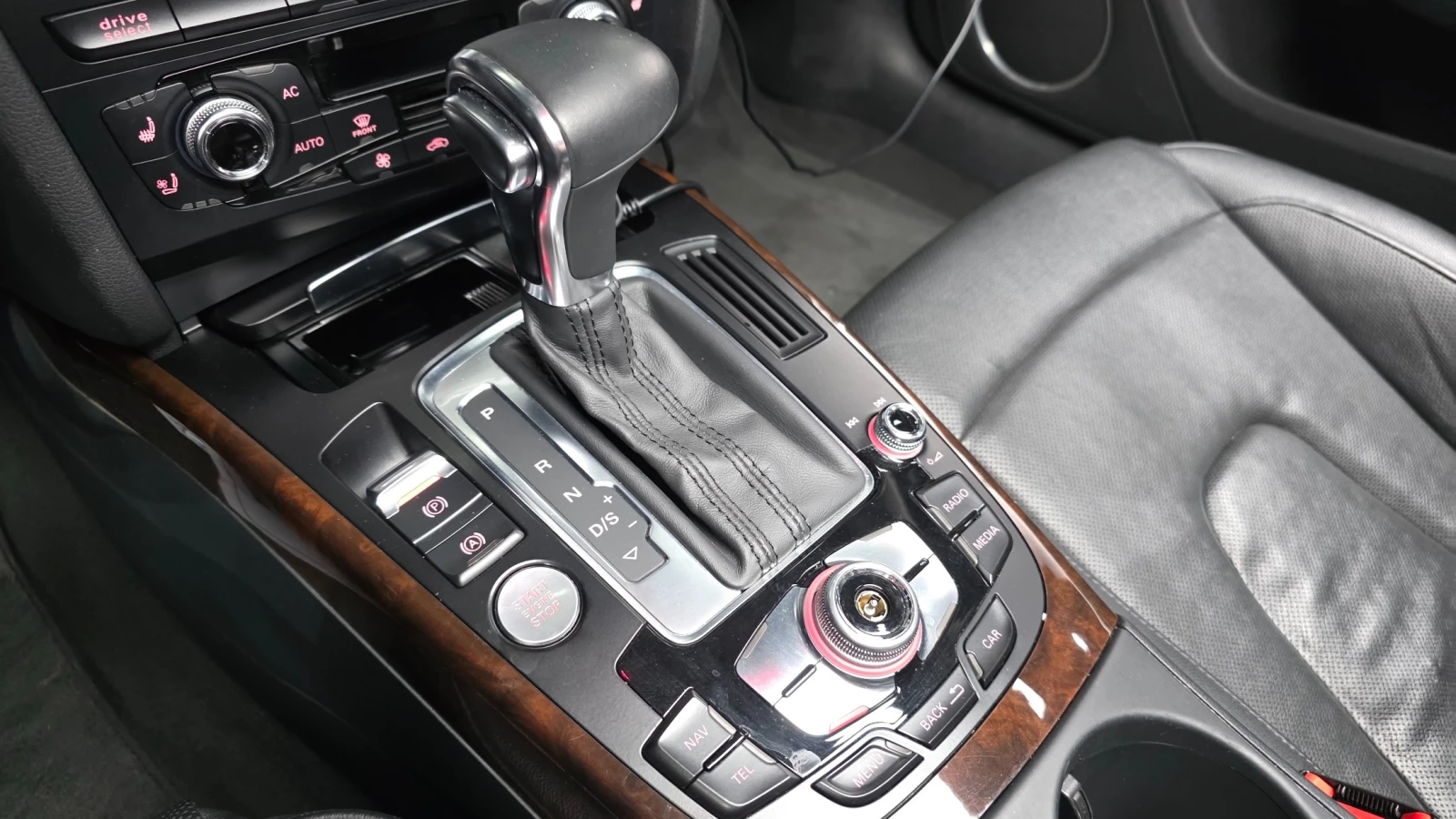 Audi A5 2.0 TDI Quattro Sportback, снимка 8 - Автомобили и джипове - 55379819