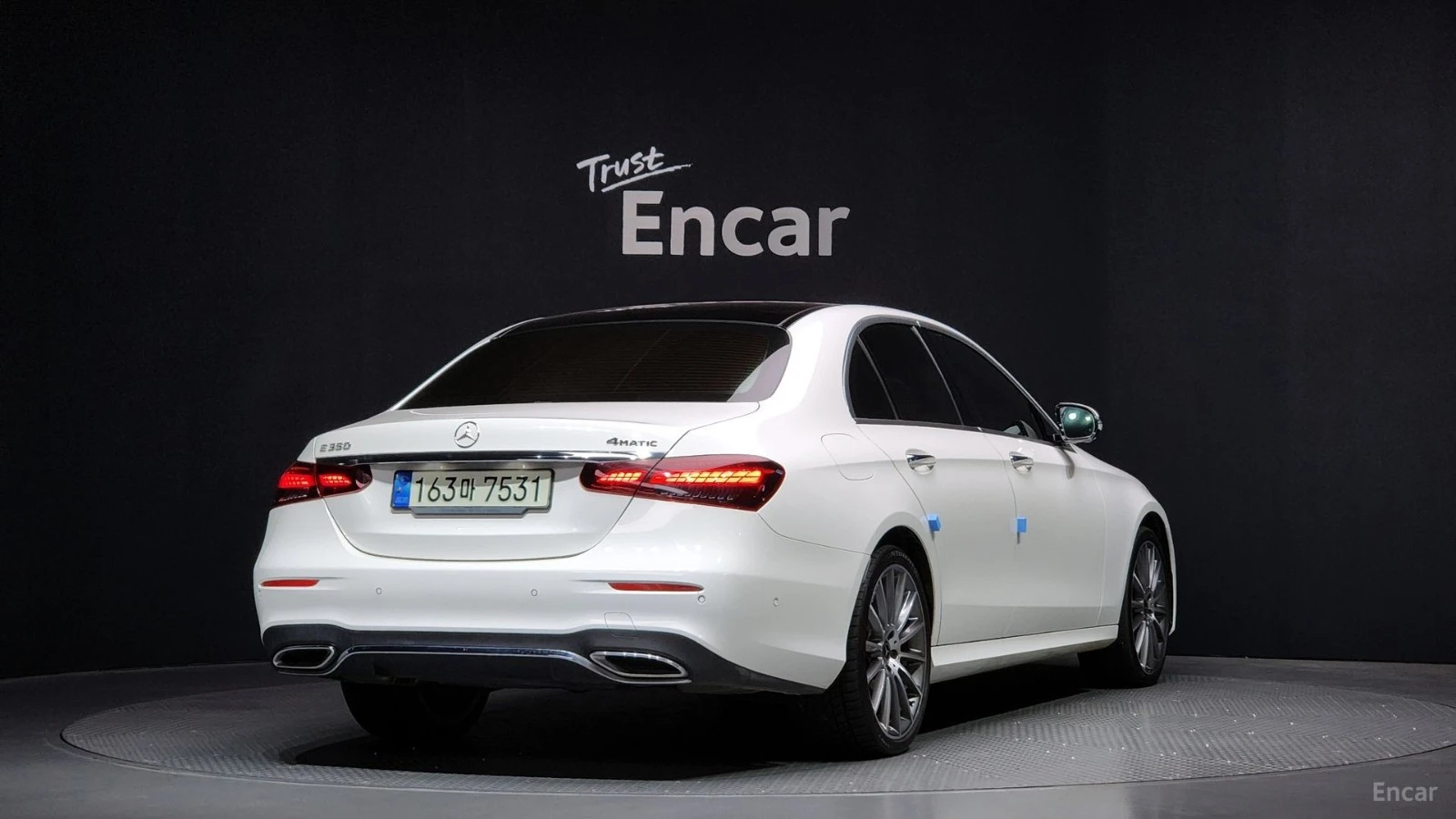 Mercedes-Benz E 350 4MATIC/AMG-LINE/DRIVE-ASSISTS/BURMESTER/SUNROOF, снимка 3 - Автомобили и джипове - 55625155