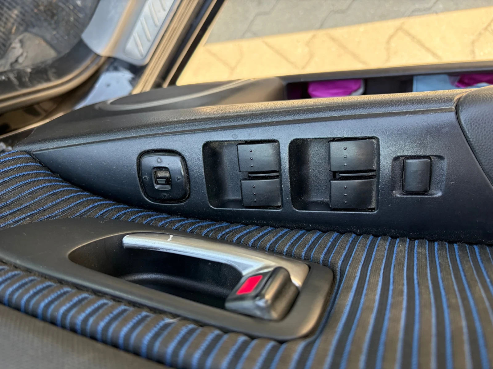 Mazda 3 2.0i КЛИМАТИК ЕЛ ПАКЕТ , снимка 10 - Автомобили и джипове - 55652538